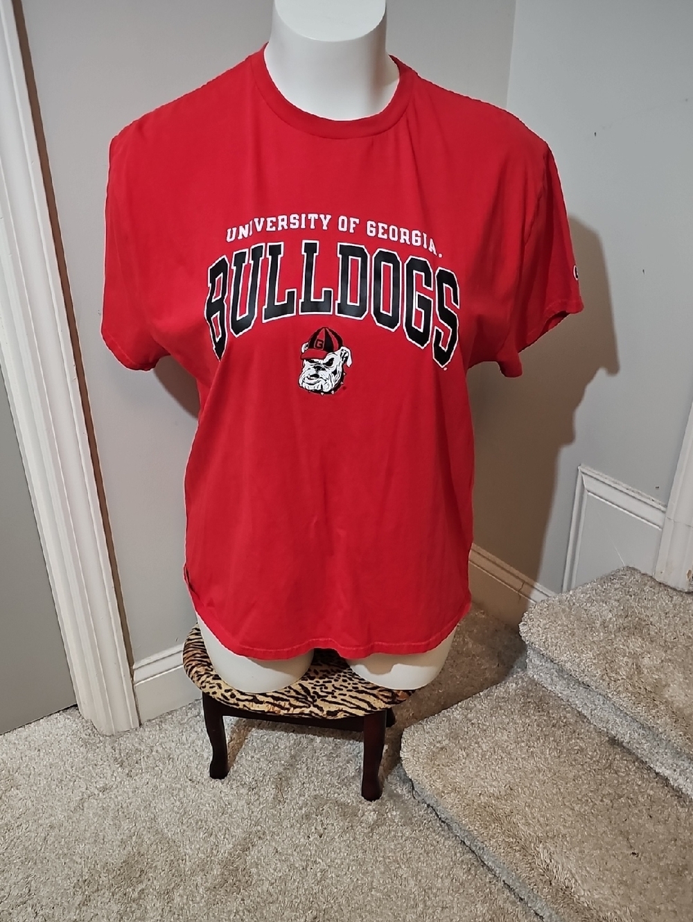 Champion Red Bulldogs Graphic Short Sleeve Unisex Tee
